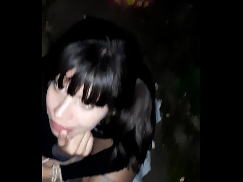 ❤️ Pe stradă penisul umflat în schimbul unor bomboane ❤ at us ❤